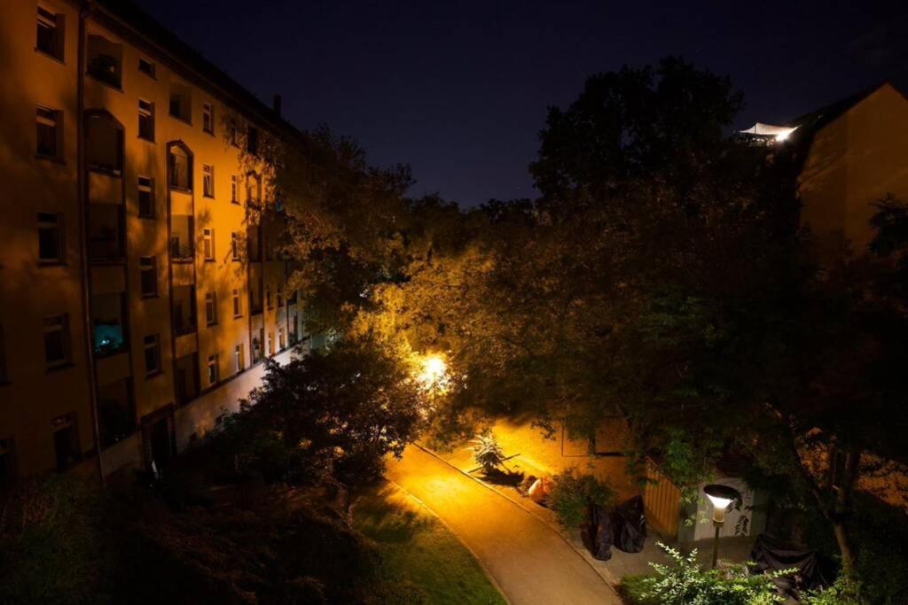 Die Kleine „Louise“ In Der Neustadt Mit Tiefgarage Дрезден Экстерьер фото